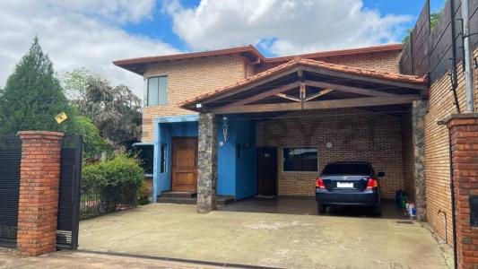 Calle Yhaguy Luque Bo. Loma Merlo , Luque, Fernheizung 00001, Paraguay