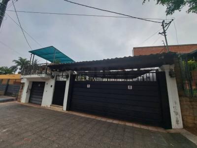 Mayor Gardel casi Centenario 2585, San Vicente, Asunción 001, パラグアイ