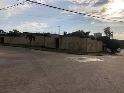 Calle San Pedro esquina colosenses , Norte, Santa Cruz 00001, Bolivia