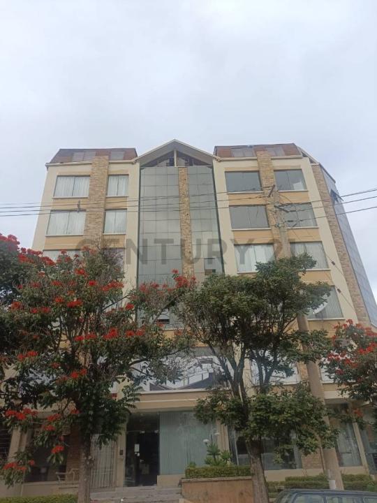 Av. Circunvalación y calle Robles 2, Norte, Cochabamba 00001, בוליביה