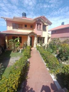 Tiquipaya, Montecillo , Oeste, Cochabamba 00001, Bolivien