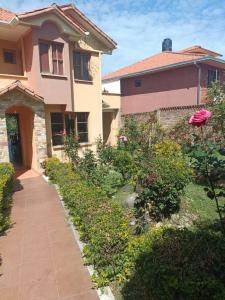 Tiquipaya, Montecillo , Oeste, Cochabamba 00001, Bolivien