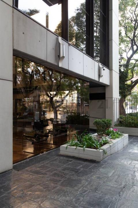 Av. Libertador 300 15, Parque Chacabuco, Capital Federal 00001, Argentina