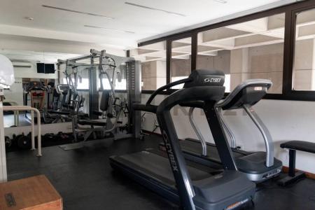 Av. Libertador 300 15, Parque Chacabuco, Capital Federal 00001, Argentina