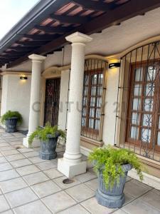 Mayor Carmelo Peralta 2948, San Vicente, Asunción 00001, パラグアイ