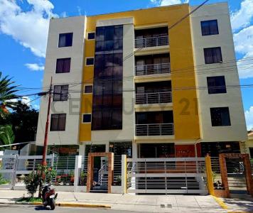 Calle Juan Capriles, Edif. Los Olivos II 812, Norte, Cochabamba, Боливия