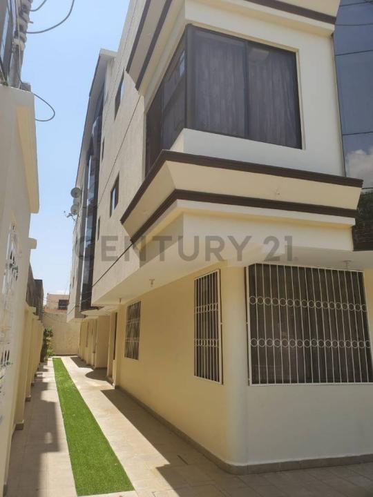 calle José Diaz Gainza No. 229 , Oeste, Cochabamba 00001, Bolivien