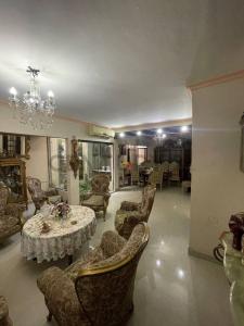 Calle San Joaquín 6, Este, Santa Cruz 00001, Bolivia