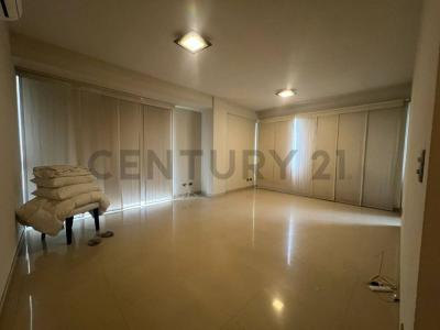 CALLE ALAMEDA POTOSI, COND. ALAMEDA POTOSI DPTO. 3A, Centro, Santa Cruz 00001, Bolivia