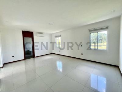 Condominio El Paraiso, Colinas del Urubo Sector Uno lote#30, Urubo, Santa Cruz 00001, Bolivia