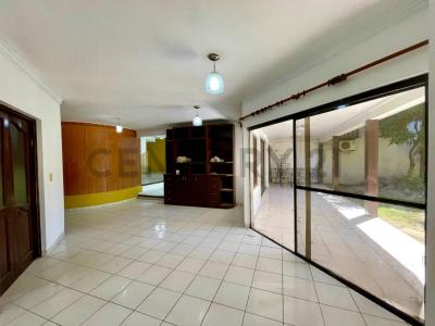 Barrio Las Palmas Av. Ibérica , Este, Santa Cruz 00001, Bolivia