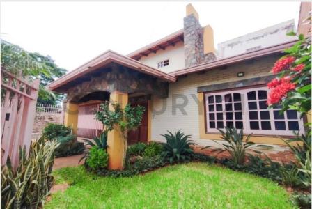 Monseñor Bogarin 307, Villa Elisa, Central 0000, Paraguay