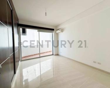 cale cochabambam condominio Torre Centrum 780, Centro, Santa Cruz 00001, בוליביה