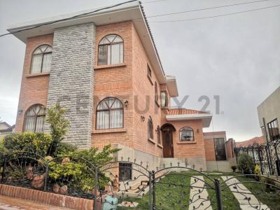 Calle Las Colinas, condominio Mediterraneo 11, Alto Achumani, La Paz 00001, Bolivia