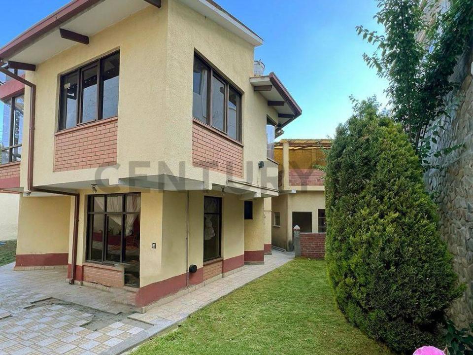 Avenida Enrique Hertzog N° 1710, La Paz, La Paz 0000, Bolivia