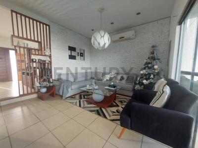 Condominio Versalles Calle B 163, Norte, Santa Cruz 00001, Bolivia