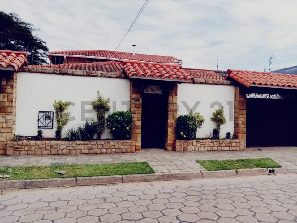 AV. BENI  C. 5 3030, Norte, Santa Cruz 0000, Bolivia