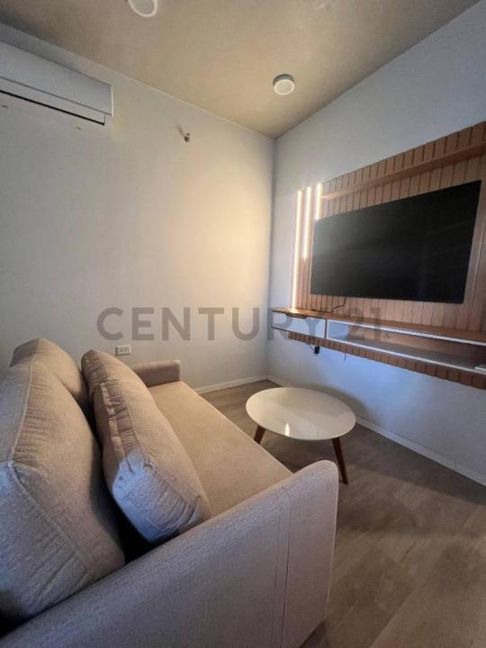 Charles De Gaulle, Mac Mahon, Asunción 1412, Villa Morra, Asunción 00001, Paraguay