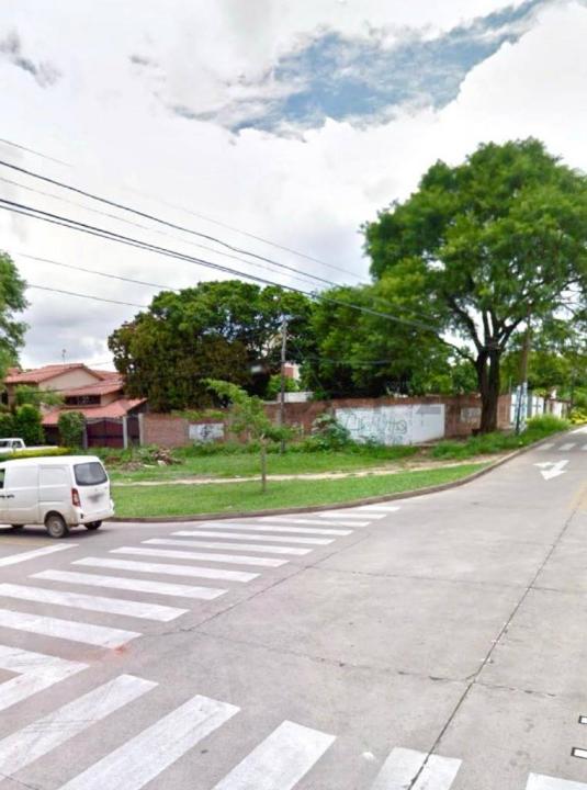 Equipetrol, calle Luciano justiniano esquina Dr. Bernardo Cadario , Equipetrol, Santa Cruz 00001, Bolivia