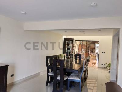 Zona Temporal Pampa,  C/Jack London, Esq. Francisco de Quevedo , Norte, Cochabamba 00001, Bolivia