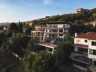 Urbanización LOMAS DE ARANJUEZ , Norte, Cochabamba 591, Bolivia