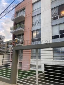 Urbanización La Suiza I, Calle D Nº5, Edificio La Suiza I, Piso 3, Zona Achumani 5, Achumani, La Paz NN, Bolivie