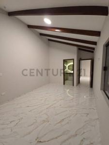 Barrio Estación Argentina, calle Diego Contreras , Sur, Santa Cruz 00001, Bolivia