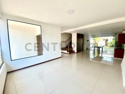 Calle Francisco Bernachi 3225, Oeste, Santa Cruz 00001, Bolivia