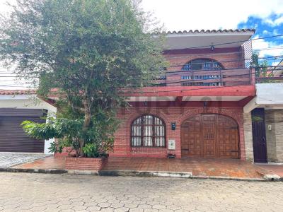 Calle Manuel Ignacio Salvatierra entre Tarija y Cobija , Centro, Santa Cruz 00001, Bolivia