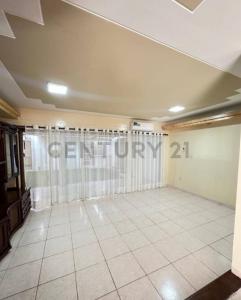 Zona oeste Barrio Urbari calle aruma 61, Oeste, Santa Cruz 0000, Bolivia