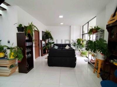 'S/D”, Zona Tucsupaya Alta 374, Sucre, Chuquisaca 00001, Bolivia