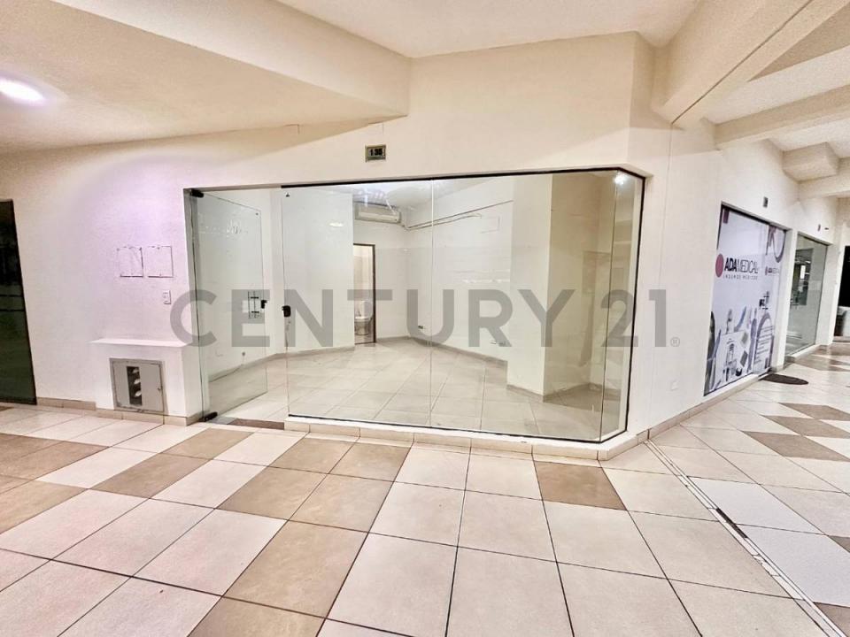 Este, Santa Cruz 00001, 玻利维亚