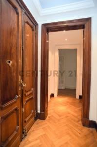 Av. Las Heras 1628 4, Recoleta, Capital Federal 00001, Argentina