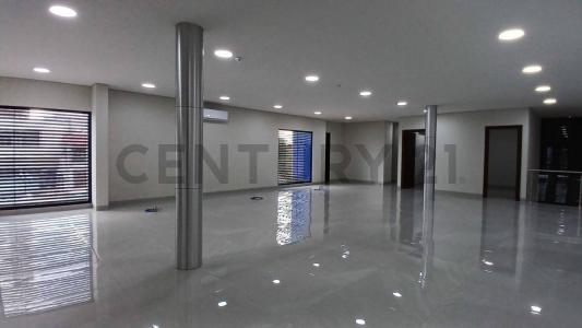 Este, Santa Cruz 00001, بوليفيا