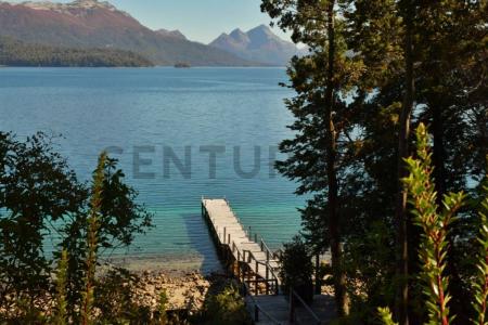 Blvd. Quetrihue 488, Villa La Angostura, Neuquén 00001, Argentina