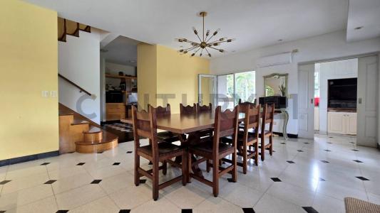 Sargento Cabral 2600, Ezeiza, GBA Sur 00001, Argentina