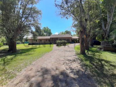 Camino La Bota 1602, Tigre, GBA Norte 00001, Argentina