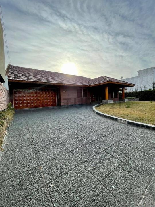 489 entre 14 bis y 15 1983 0, La Plata, GBA Sur 00001, Argentina