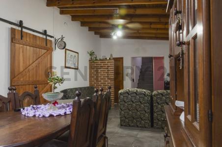 23 e/ 165 y 166 4331, Berisso, GBA Sur 1923, Argentine