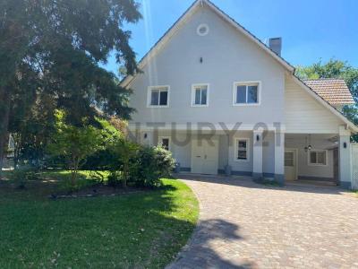 Boulevard Saint Thomas , Esteban Echeverría, GBA Sur 00001, Argentine