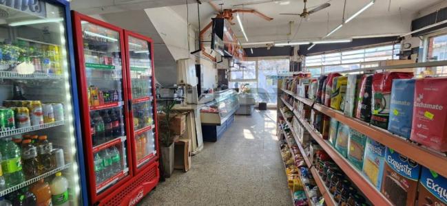 1º de mayo 2506, Lanús, GBA Sur 00001, Argentina