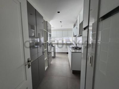 Cerviño 3180 01, Palermo, Capital Federal 1425, Argentina