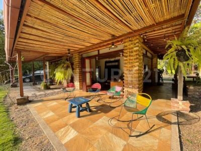 Utica, Cundinamarca 00001, Colombie