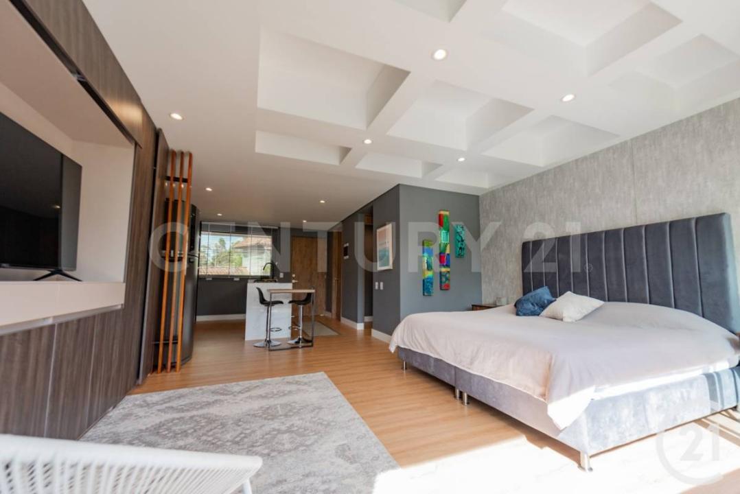 Aparta estudio en el Retiro ED. San Charbel, El Retiro, Antioquia 00001, Colômbia