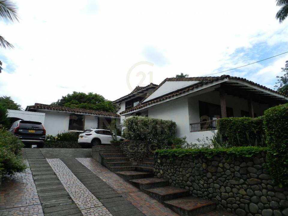 Calle 15 # 107A - CASA # 7 , Cali, Valle Del Cauca 00001, Colômbia