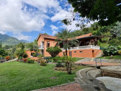 Cali, Valle Del Cauca 57, Colombia