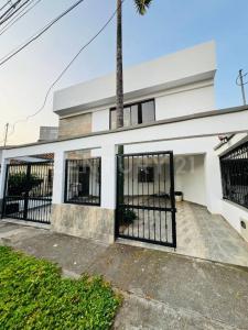 Cali, Valle del Cauca 00001, Colombia