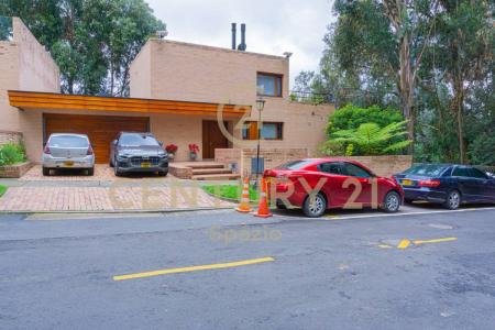 Carrera 7 , Bogotá, Cundinamarca 00001, Colombia