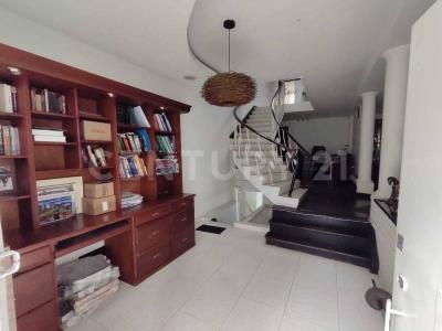 KR 28A , Bogotá, Cundinamarca 00001, Colombia