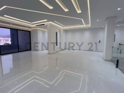 CONJUNTO RESIDENCIAL LAS VILLAS LECHERIA S/N, Lechería, Anzoategui 6016, Venezuela